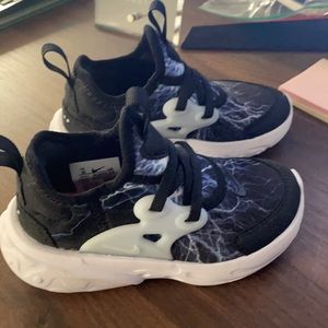 Nike RT Presto Shoes, never worn